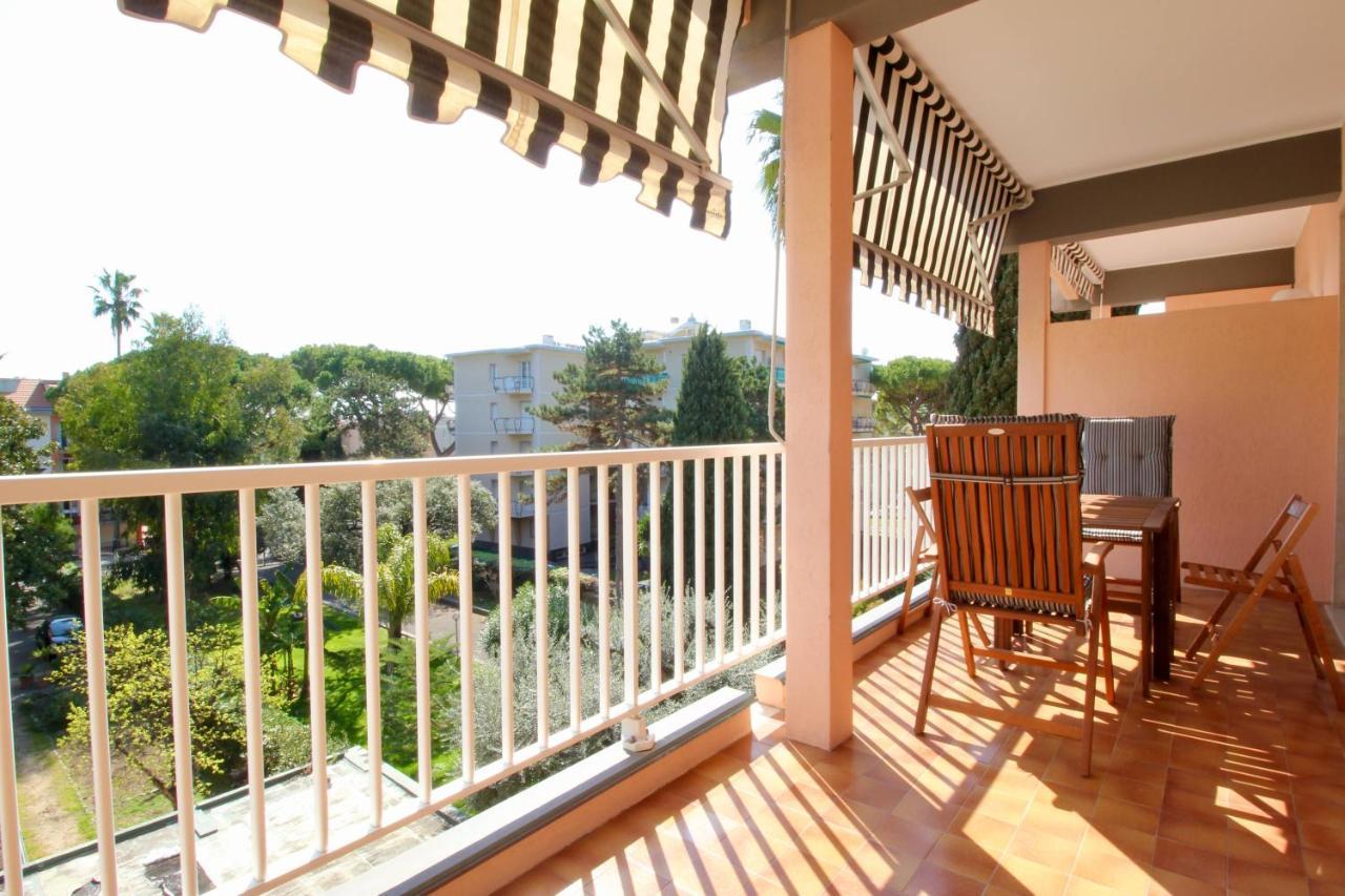 Interno 19 Apartment Bordighera Exterior photo