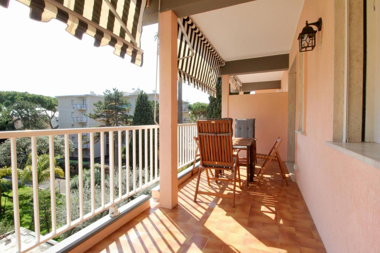 Interno 19 Apartment Bordighera Exterior photo